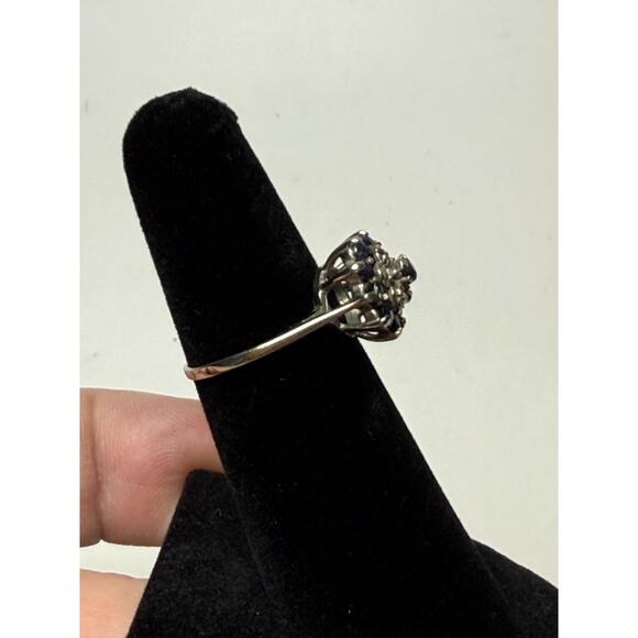 Vintage 10K White Gold Cluster Ring Natural Blue Sapphires 2.12 grams Size 6 - Picture 6 of 10